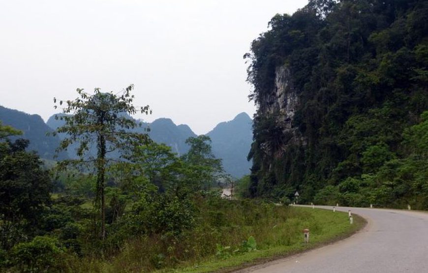 TOUR TO THE CAVES – Paradise & Dark caves from Dong hoi city