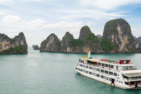 HALONG 1 DAY TOUR FROM HANOI