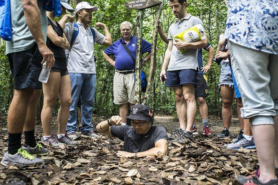 (HO CHI MINH CITY 5-6 HOURS TOUR)CU CHI TUNNELS TOUR BY LUXURY SPEEDBOAT
