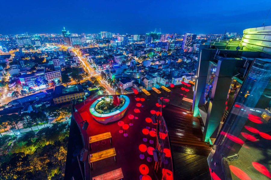 SAIGON BY NIGHT (HO CHI MINH CITY MOTORBIKE 4 HOURS TOUR)