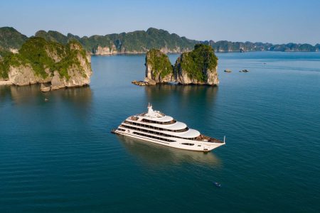 Scarlet Pearl 5* Cruise – Ha Long bay 2 days 1 night trip